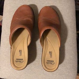 Clark’s Clogs